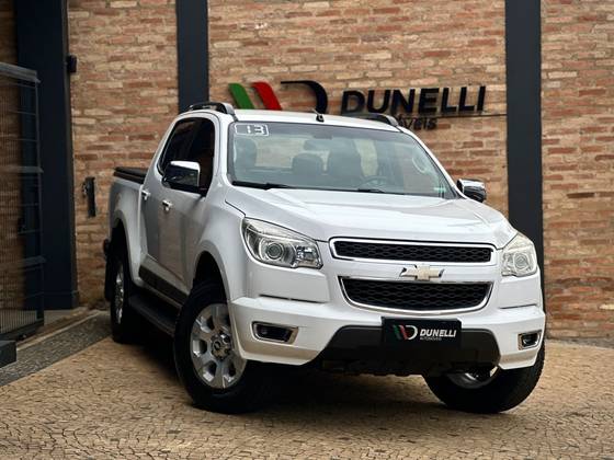 CHEVROLET S10 2.4 LTZ 4X2 CD 8V FLEX 4P MANUAL CHEVROLET S10 2.4 LTZ 4X2 CD 8V FLEX 4P MANUAL